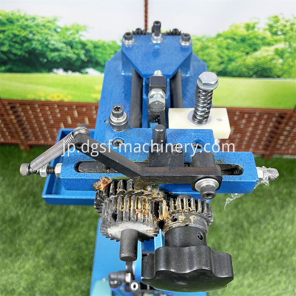 Leather Belt Looping Machine 5 Jpg